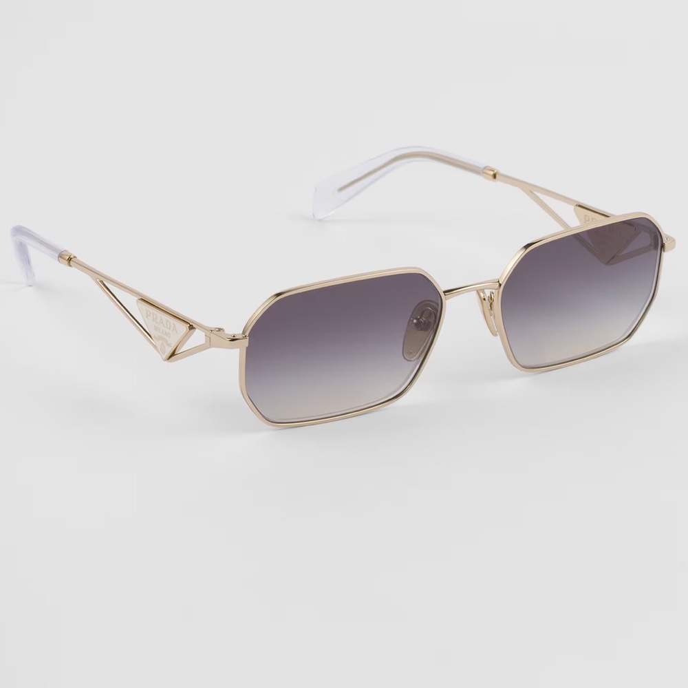 PRADA Gradient Iris Lenses Sunglasses
With Triangle Logo - Picture 3 of 10